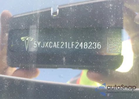 2020 Tesla Model X z USA, uszkodzony, nr VIN 5YJXCAE21LF248236